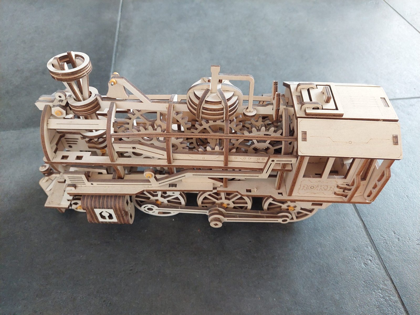 Maquette en bois locomotive rokr Avis d'un passionné - Maquettes en bois